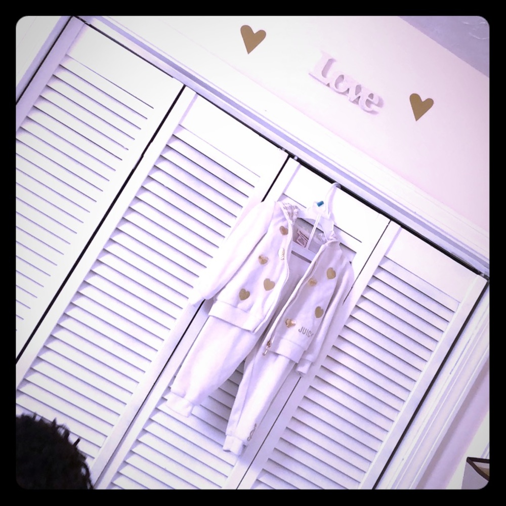 2 piece Ivory/Gold Juicy Couture Velour Set!